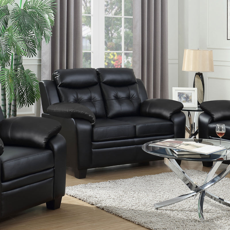 Finley Loveseat